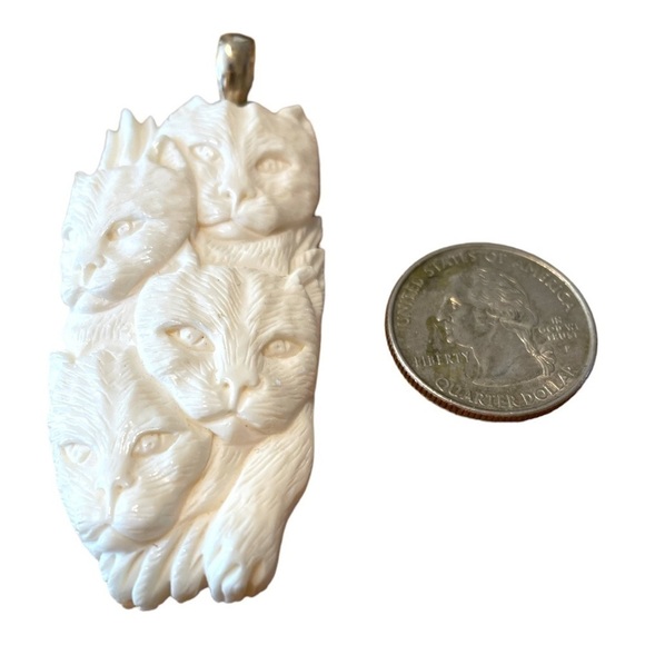 NOVICA carved bone cat pendant with silver finding, no chain,excellent condition - Picture 5 of 6